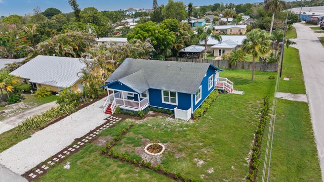 1566 NW 9th Avenue, Stuart, FL 34994