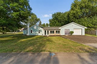 413 5th Street, Fenton, MI 48430