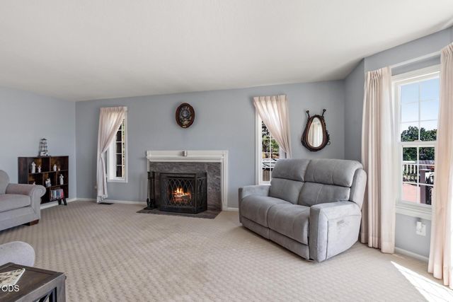197 Timberlake Drive, Ashland, OR 97520
