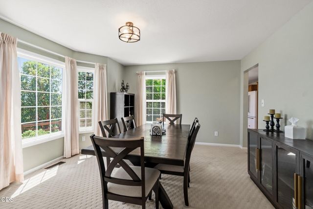 197 Timberlake Drive, Ashland, OR 97520