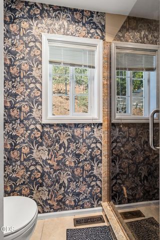 197 Timberlake Drive, Ashland, OR 97520