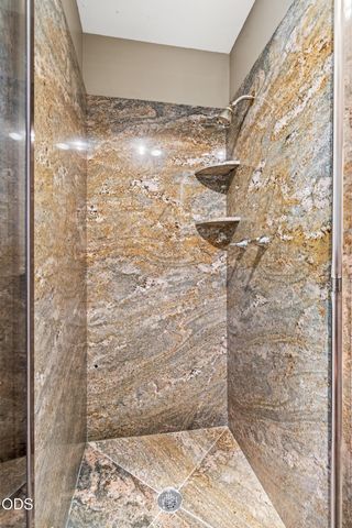 197 Timberlake Drive, Ashland, OR 97520