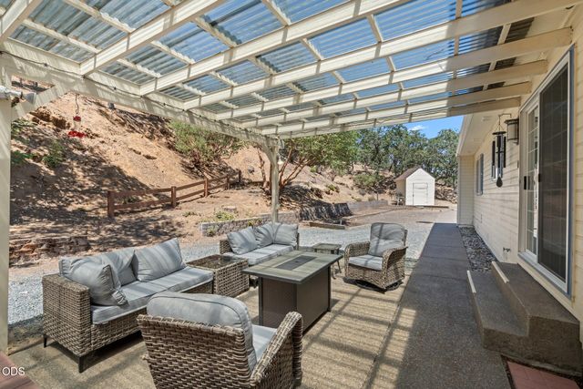 197 Timberlake Drive, Ashland, OR 97520