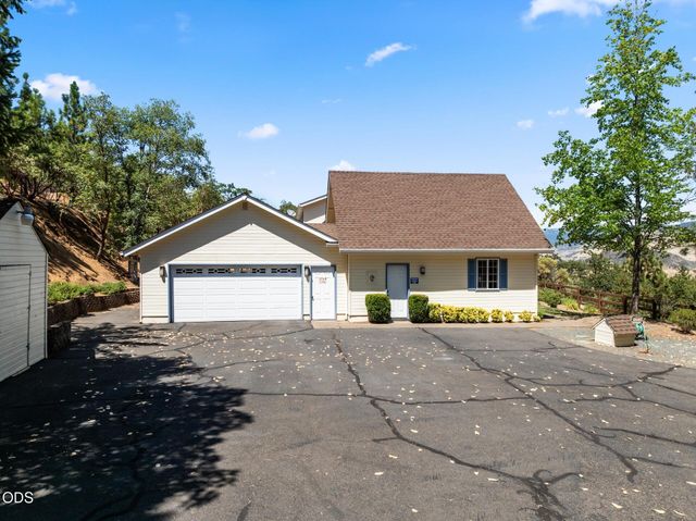 197 Timberlake Drive, Ashland, OR 97520