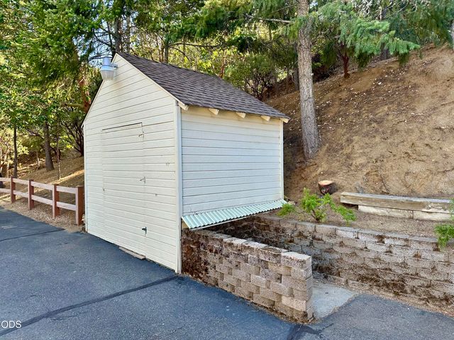 197 Timberlake Drive, Ashland, OR 97520