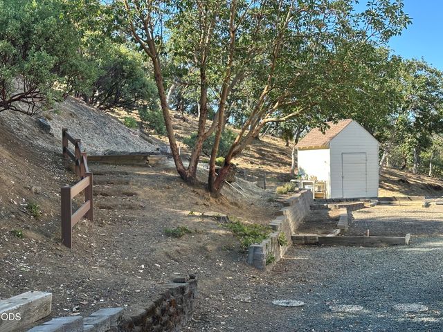 197 Timberlake Drive, Ashland, OR 97520