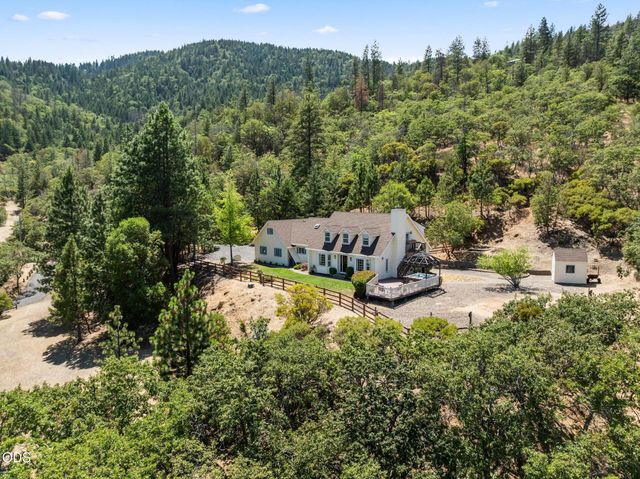 197 Timberlake Drive, Ashland, OR 97520