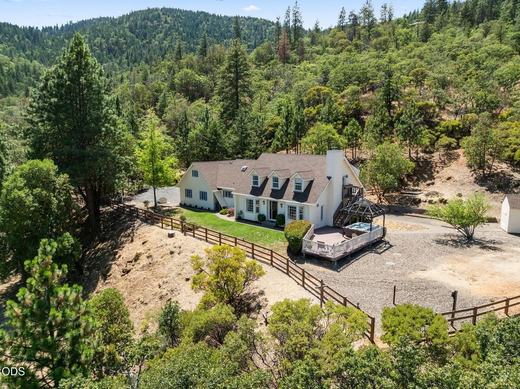 197 Timberlake Drive, Ashland, OR 97520