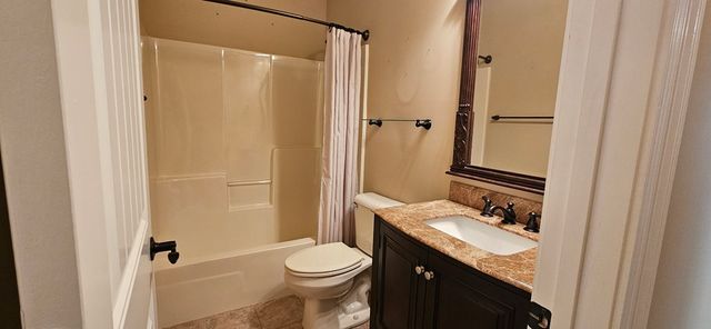 206 Hidden Creek Circle, Dothan, AL 36301