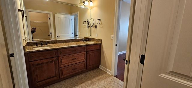 206 Hidden Creek Circle, Dothan, AL 36301