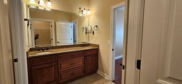 206 Hidden Creek Circle, Dothan, AL 36301