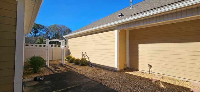 206 Hidden Creek Circle, Dothan, AL 36301