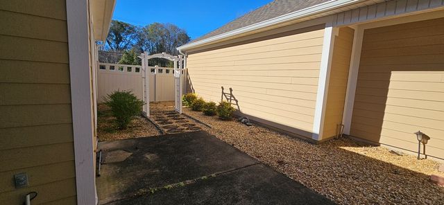 206 Hidden Creek Circle, Dothan, AL 36301