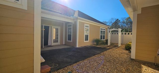 206 Hidden Creek Circle, Dothan, AL 36301