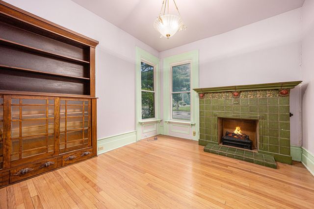 380 Centreville Road, Constantine Vllg, MI 49042