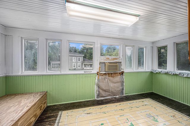 380 Centreville Road, Constantine Vllg, MI 49042