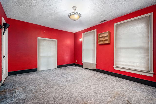 380 Centreville Road, Constantine Vllg, MI 49042