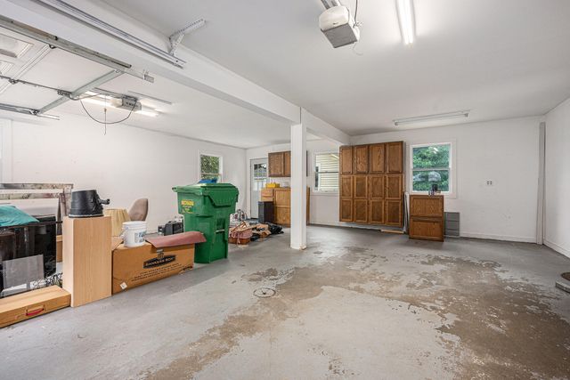 380 Centreville Road, Constantine Vllg, MI 49042