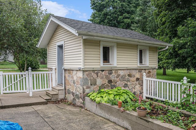 380 Centreville Road, Constantine Vllg, MI 49042