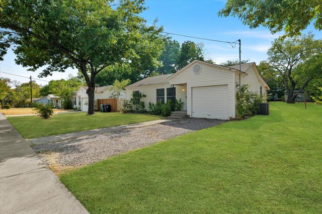 2411 Denison Street, Denton, TX 76201