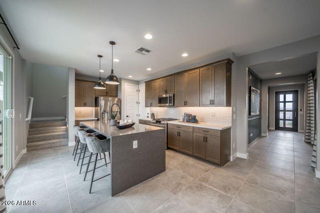 3833 S DAISY Avenue, Mesa, AZ 85212