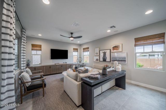 3833 S DAISY Avenue, Mesa, AZ 85212