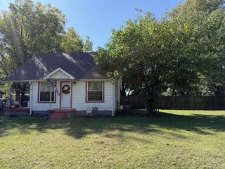 302 Church St, Portland, TN 37148