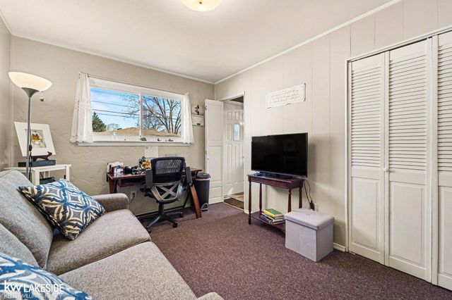 1421 Beaupre Avenue, Madison Heights, MI 48071