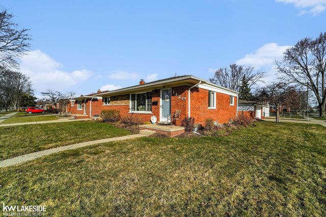 1421 Beaupre Avenue, Madison Heights, MI 48071