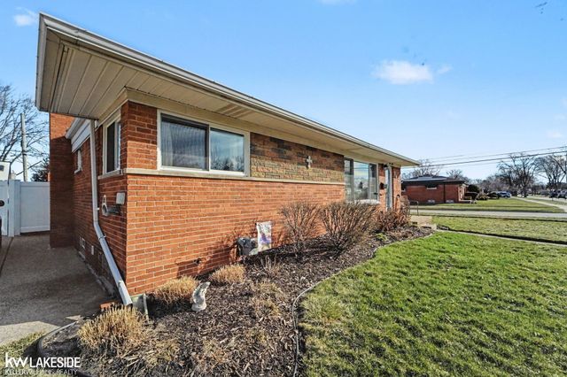 1421 Beaupre Avenue, Madison Heights, MI 48071