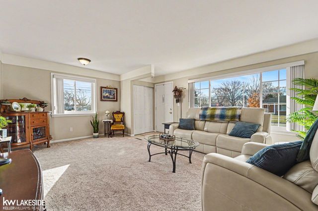 1421 Beaupre Avenue, Madison Heights, MI 48071