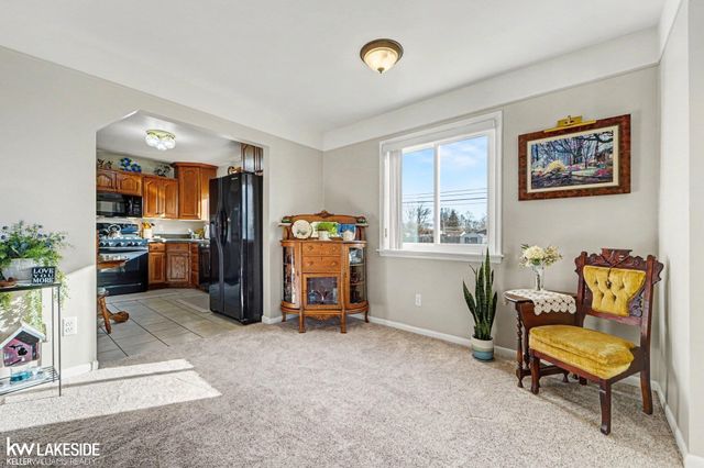 1421 Beaupre Avenue, Madison Heights, MI 48071