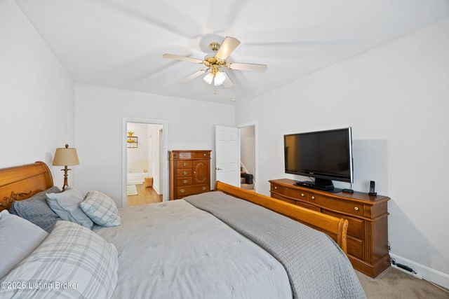 1116 Silvercrest Ln, Louisville, KY 40223