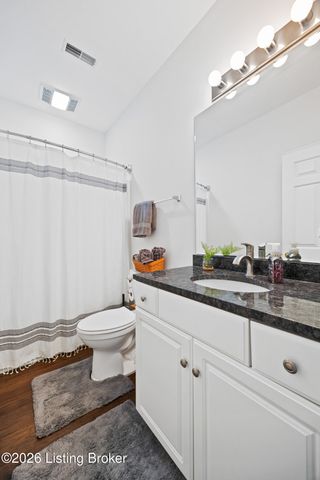 1116 Silvercrest Ln, Louisville, KY 40223