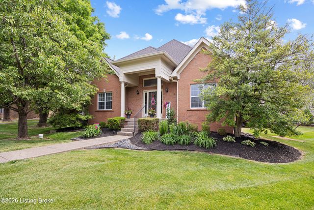 1116 Silvercrest Ln, Louisville, KY 40223