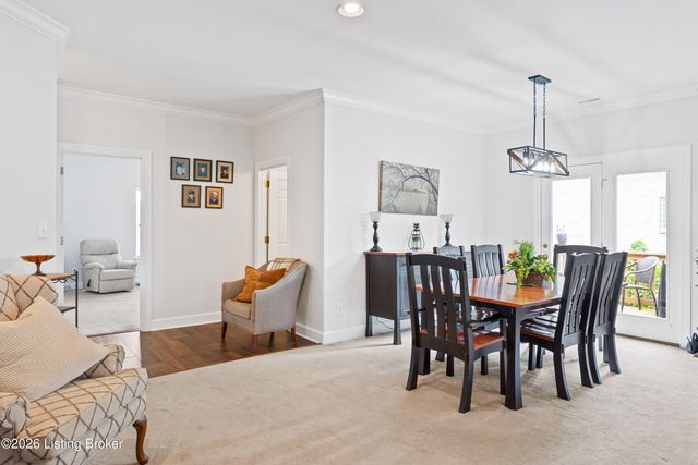 1116 Silvercrest Ln, Louisville, KY 40223