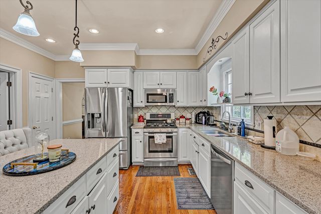 6516 Hidden Woods DR, Roanoke, VA 24018