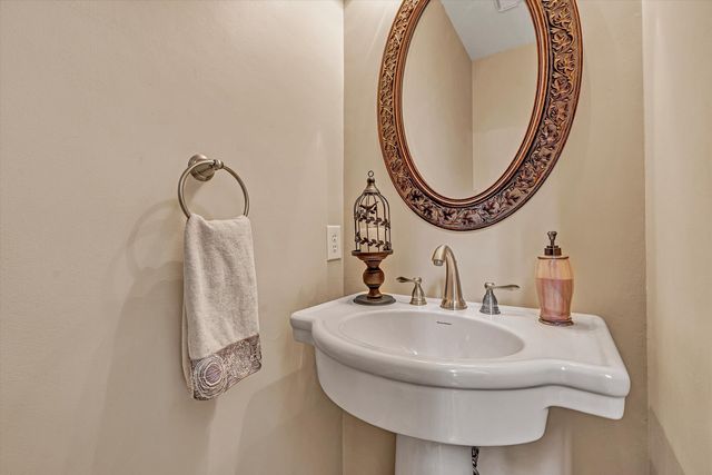 6516 Hidden Woods DR, Roanoke, VA 24018