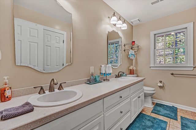 6516 Hidden Woods DR, Roanoke, VA 24018