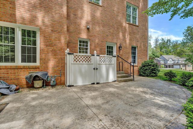6516 Hidden Woods DR, Roanoke, VA 24018