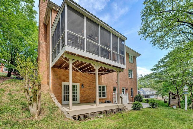 6516 Hidden Woods DR, Roanoke, VA 24018