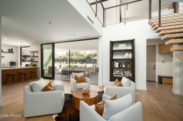 4039 E RANCHO Drive, Phoenix, AZ 85018