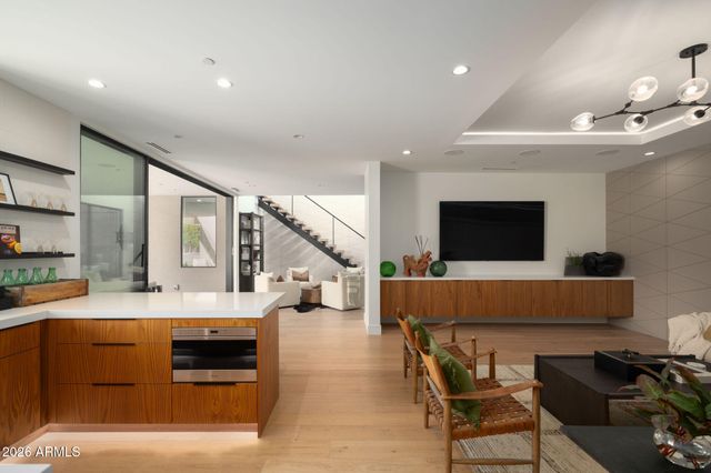 4039 E RANCHO Drive, Phoenix, AZ 85018