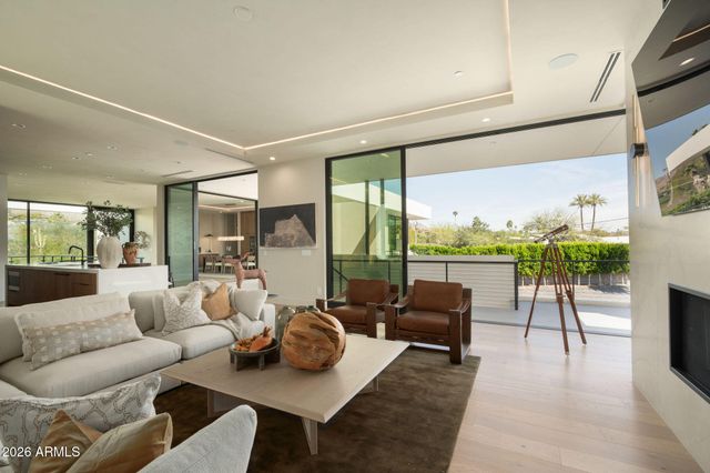 4039 E RANCHO Drive, Phoenix, AZ 85018