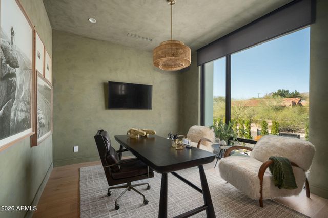 4039 E RANCHO Drive, Phoenix, AZ 85018