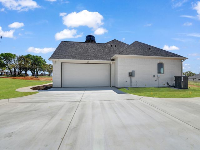 1600 Thomas Road, Springtown, TX 76082