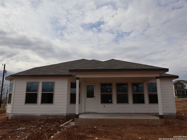 109 Greeley Drive, Floresville, TX 78114