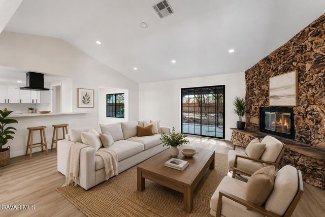 43037 Sachs Drive, Lancaster, CA 93536