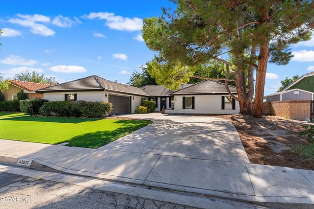 43037 Sachs Drive, Lancaster, CA 93536