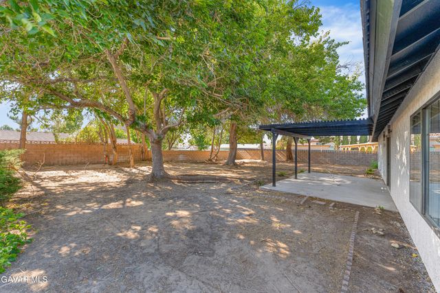 43037 Sachs Drive, Lancaster, CA 93536